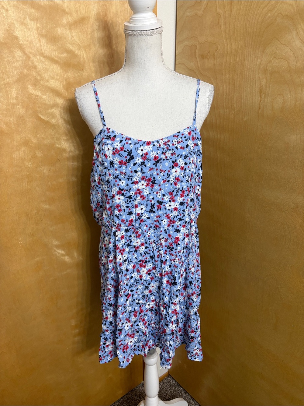 NWT Calvin Klein Jeans Red White And Blue Floral Dress Size XL